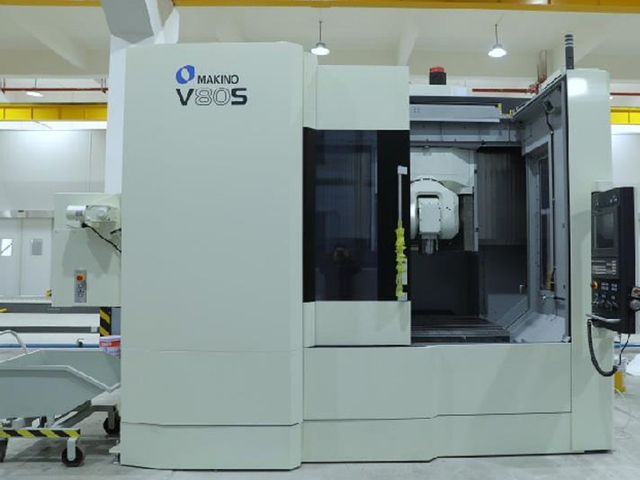 MAKINO V80S- 5 Axis CNN