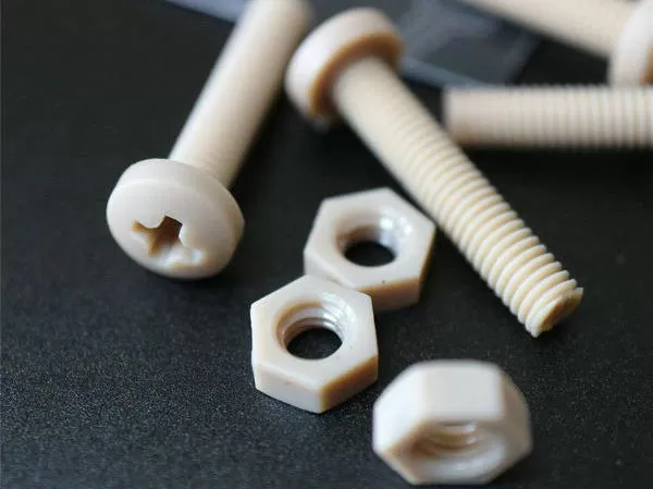 PEEK Vida ve Somun Uygulamaları